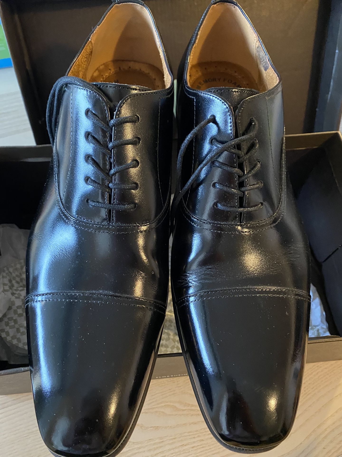 Florsheim Black Oxford Men’s dress shoes
