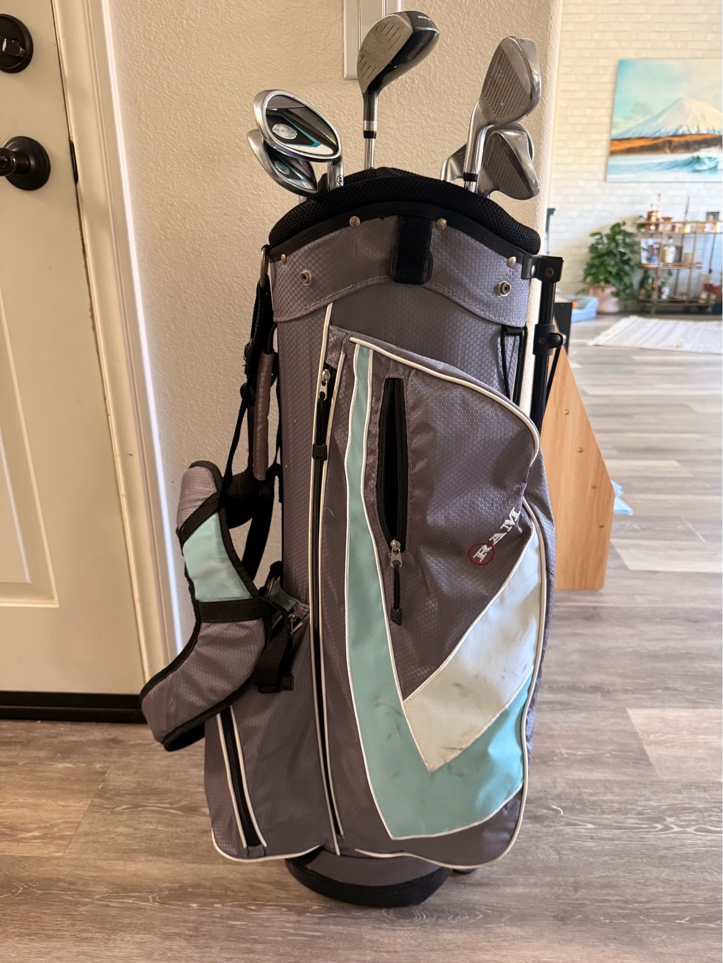 Golf clubs