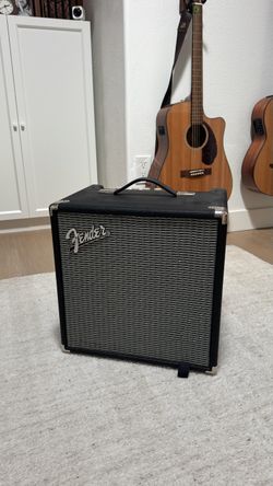 Fender Rumble 25 Bass Combo Amp — Mint Condition