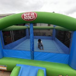 Blast Zone Big Ol Bouncer -