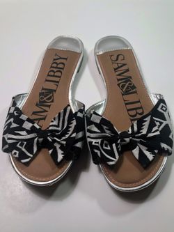 Sam & Libby Sz 7 Black Aztec Flats, Pre Owned