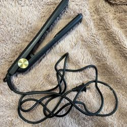 HSI Professional Hair Straightener – Adjustable Heat up to 450°F