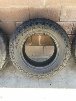 P265/70R17 113T Dextero