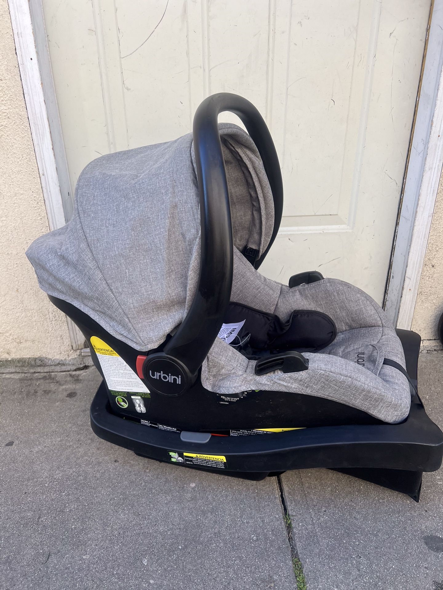britax car base installation Gen2 Infant Seat with SafeCenter Latch Install new_color:Mossy Oak Original Break Up Color:Onyx/Black/Grey Wave - 600D Recycled Poly Florida Gators concept helmet