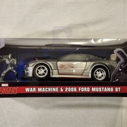 JADA METAL DIECAST 1:32 SCALE. MARVEL AVENGERS. WAR MACHINE. 2006 FORD MUSTANG GT WITH METAL DIECAST WAR MACHINE FIGURE. 