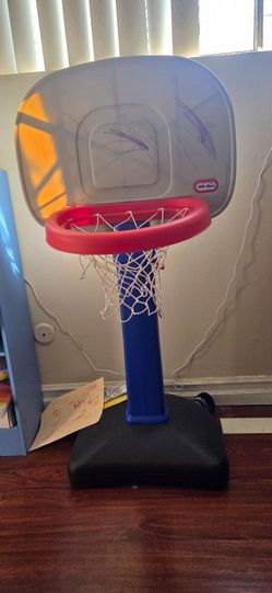 Little Tike basketball set