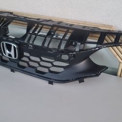 2022 - 2023 HONDA CIVIC TYPE R HATCHBACK GRILLE GRILL USED OEM GENUINE.  BB1
