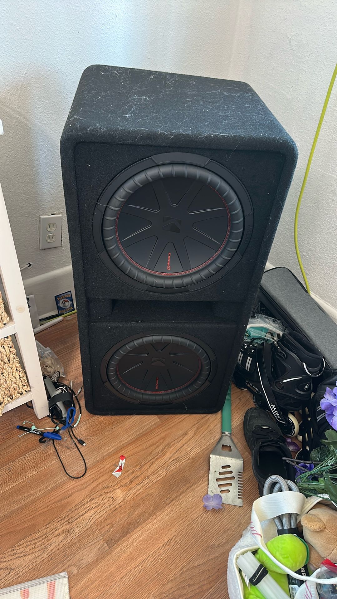 Kicker Speaker