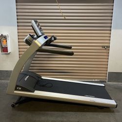 LifeFitness T5 Treadmill 