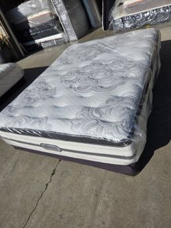 COLCHON QUEEN SIMMONS MEDIUM