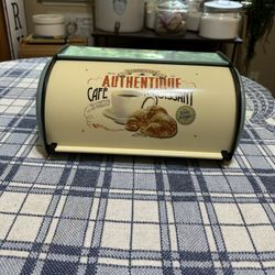 Authentic Cafe Retro Roll Top Bread Box