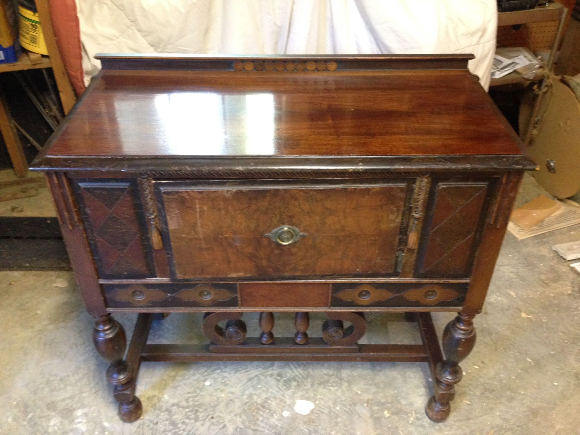 Antique Brickwede Brothers sideboard ca 1930's