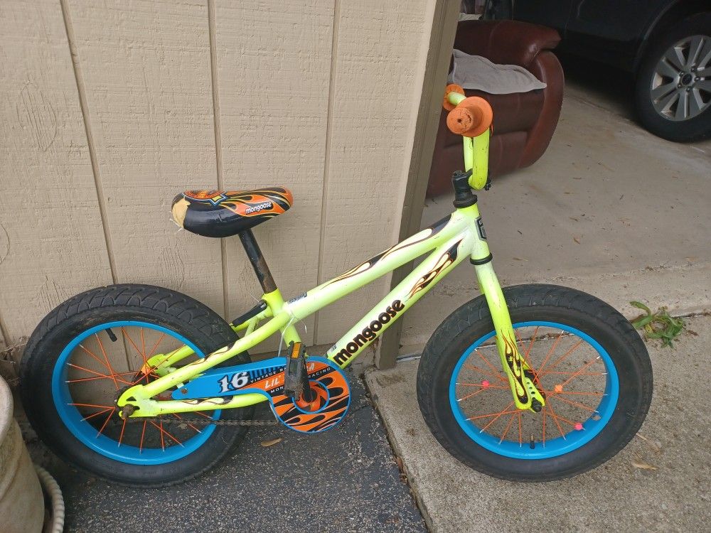 16 Kids gappy Mongoose Lil Bubba
