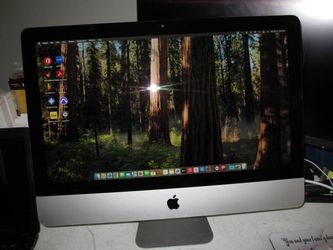 2017 Apple iMac 21.5" all in one computer. Comes with an Intel i5-7360u running at 2.3Ghz, 8GB memory, 256GB SSD hard drive.Comes fully cleaned and te