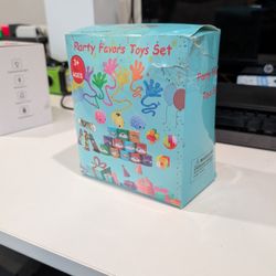 Party Favor Set