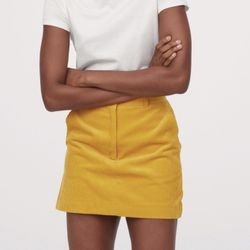 H&M Mustard Yellow Corduroy Mini skirt, size 4, New with tags!