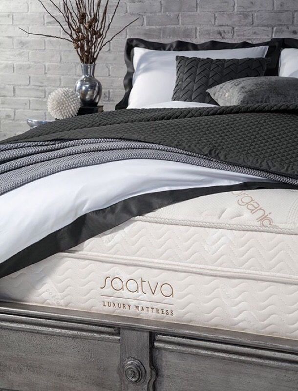King Saatva Mattress Set