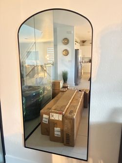 Wall mirror- NEW