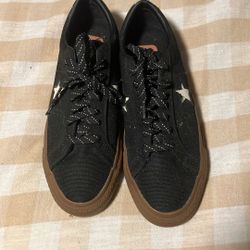 Converse Men’s Shoes Size 8 USAq