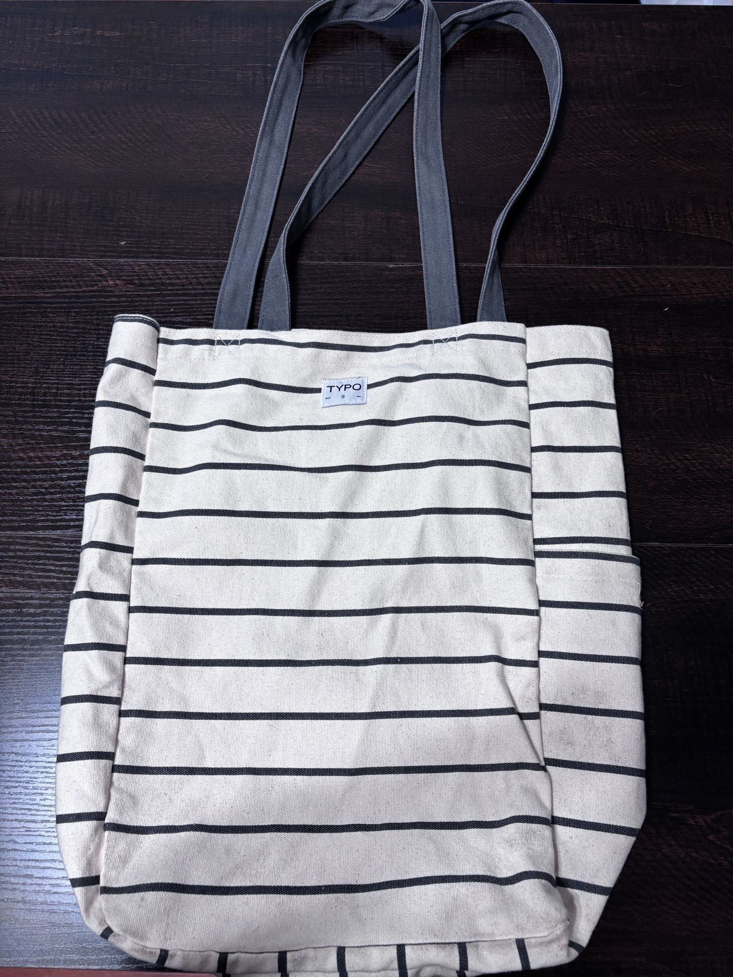 Typo Tote Bag