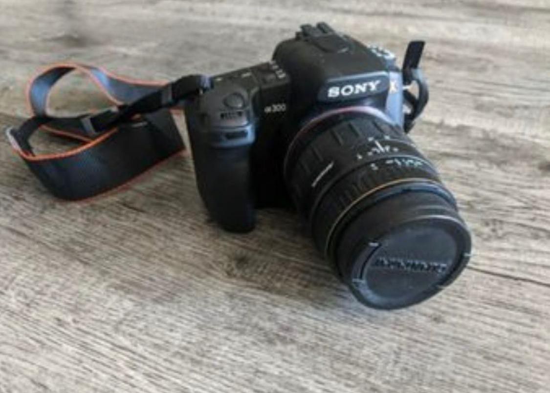 Sony Alpha 300 Camera 