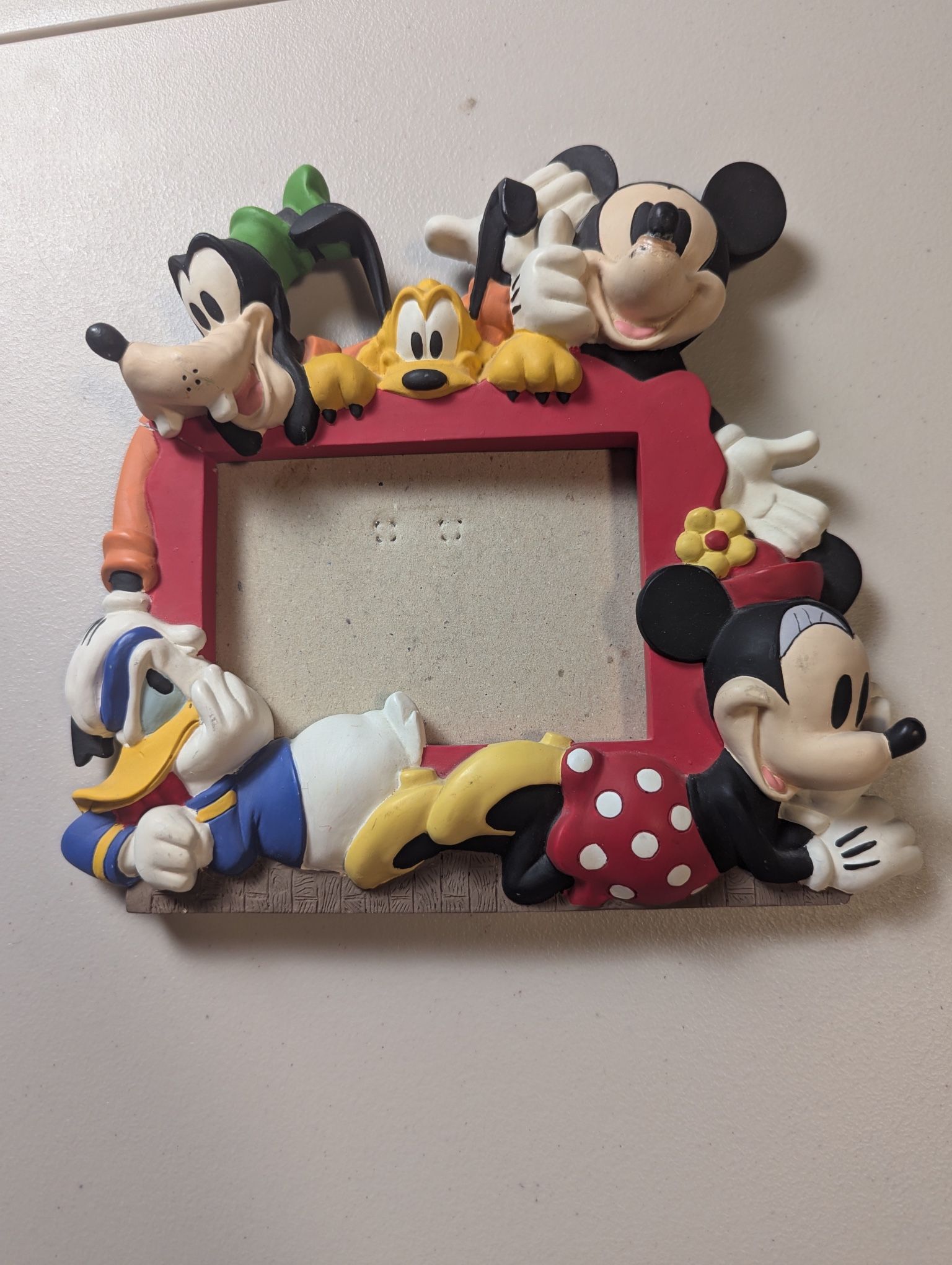 Disney 3 1/2" x 5" 3D Picture Frame with Mickey, Minnie and the gang!