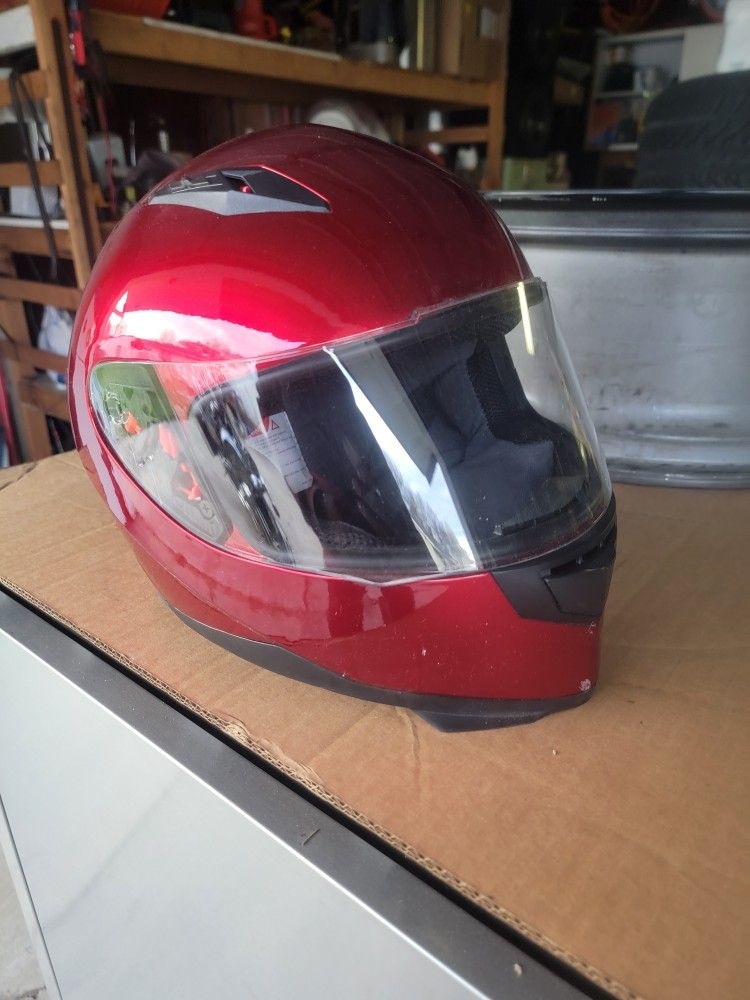 XL motorcycle Helmet Brand New In The Box (Dot) 