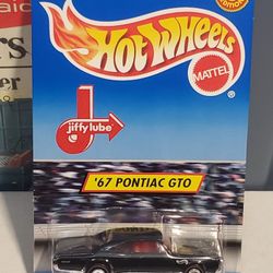 Hot Wheels Jiffy Lube Exclusive '67 Pontiac GTO / '65 Impala
