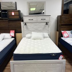 Gerridan White & Gray Queen Panel Bed Frame w/ Sconce Lights HB