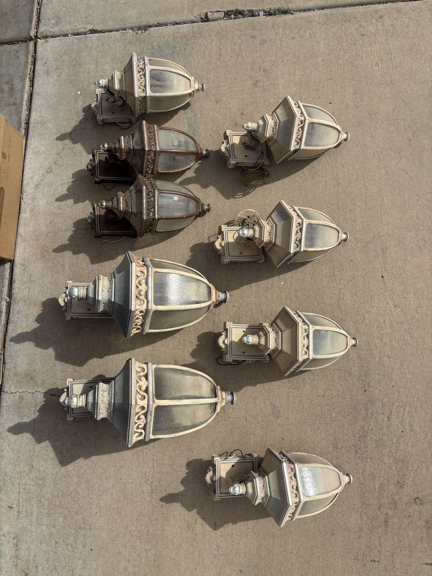 Outdoor Metal Wall Lights/ Lanterns