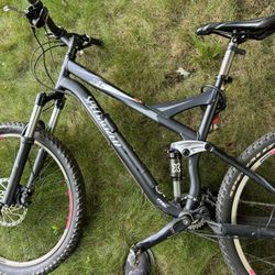 Specialized Mountain Bike