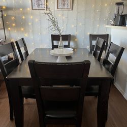 Solid Wood Dining Table W/ 8 Chairs Extendible