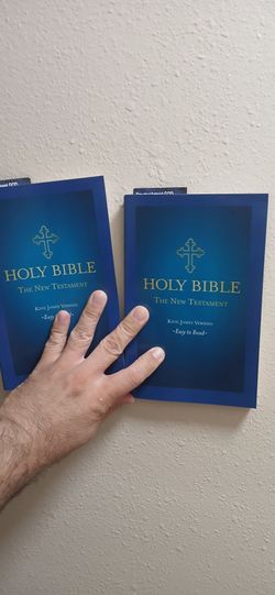 2 FREE HOLY Bible THE NEW  TESTAMENT KJV