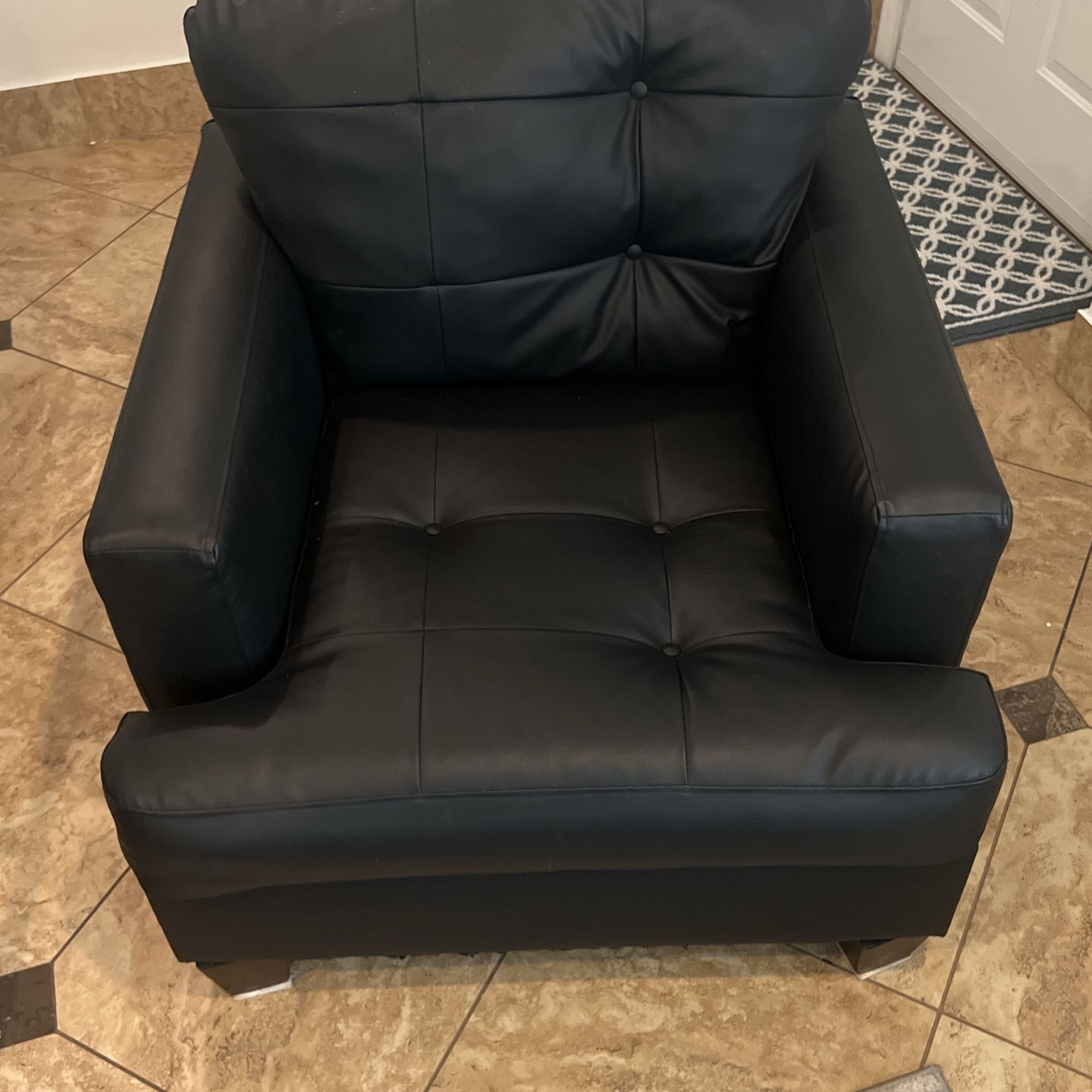 Loveseat, Chair And Ottoman