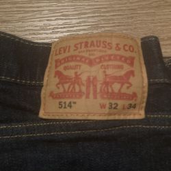 Levis 