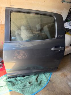 07-13 Tundra LR Door