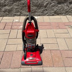 Dirt Devil Ultra Vision Cyclone Vacuum 