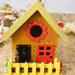 Hand-Painted Birdhouses On CLEARANCE!