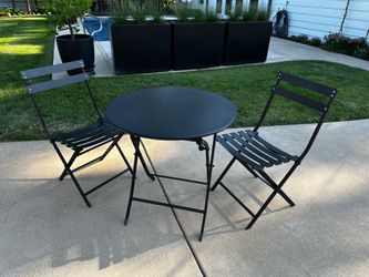 Metal folding bistro set