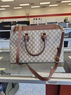 Gucci GG Supreme Tote Bag with Strap