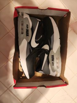 Airmax size 9.5m