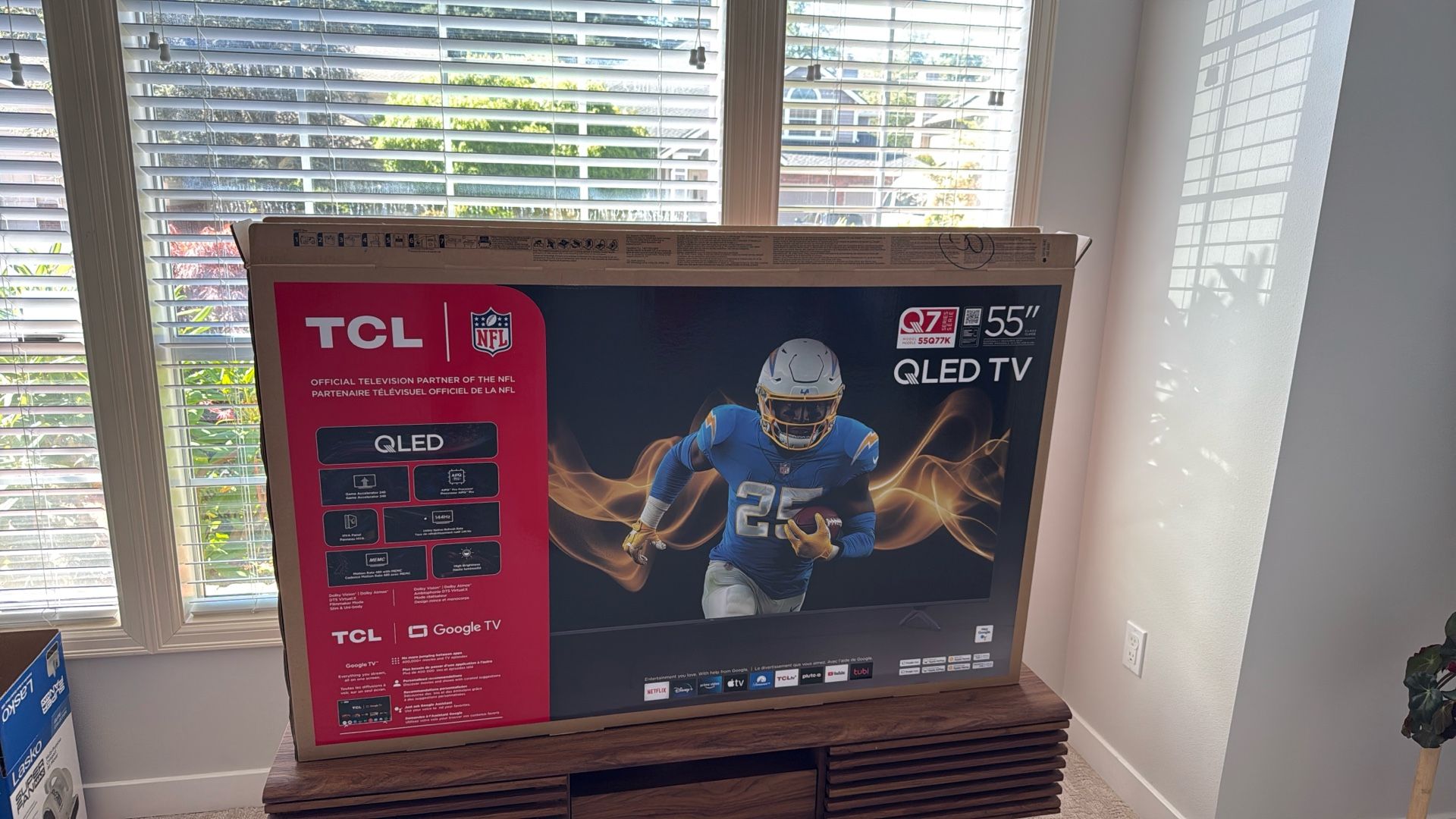 55” TV Box