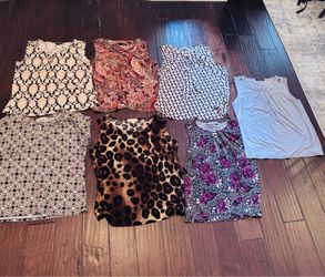 Women’s clothes size Large