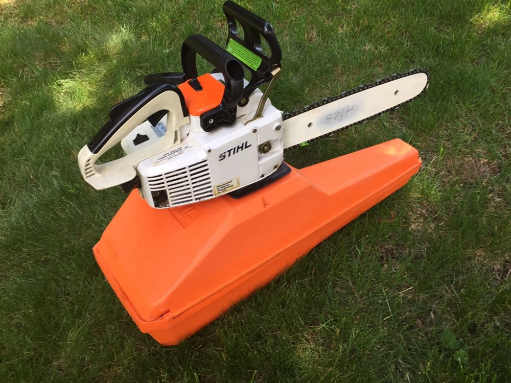 Stihl 009L Top Handle Chainsaw With Case