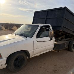 Toyota Pick Up 