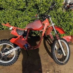 Honda Dirtbike - CR500R