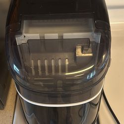 Ice Maker 