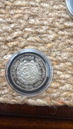 Mexican peso 1961 1oz silver and 1974 un peso