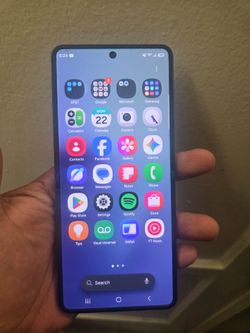 Galaxu fflip 7 5g new $600