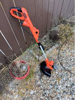 BLACK+DECKER Electric Weed Eater / String Trimmer Edger
